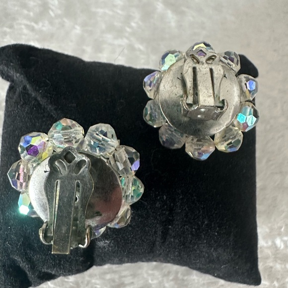 Vintage Aurora Borealis Crystal Clip Earrings - Picture 3 of 3